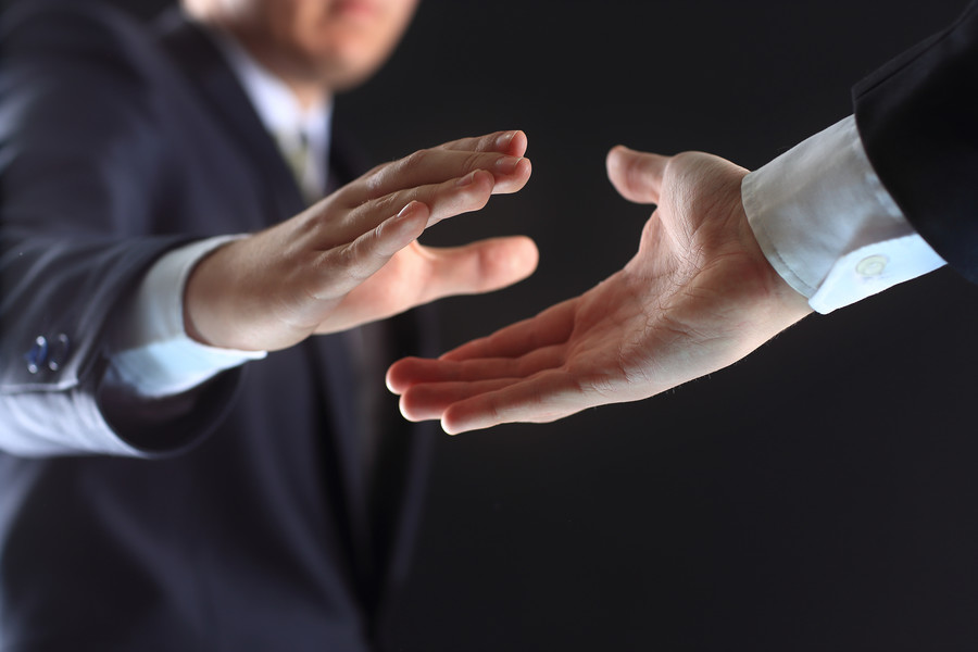 深圳合同糾紛律師解析：合同違約責(zé)任，你必須知道的那些事兒