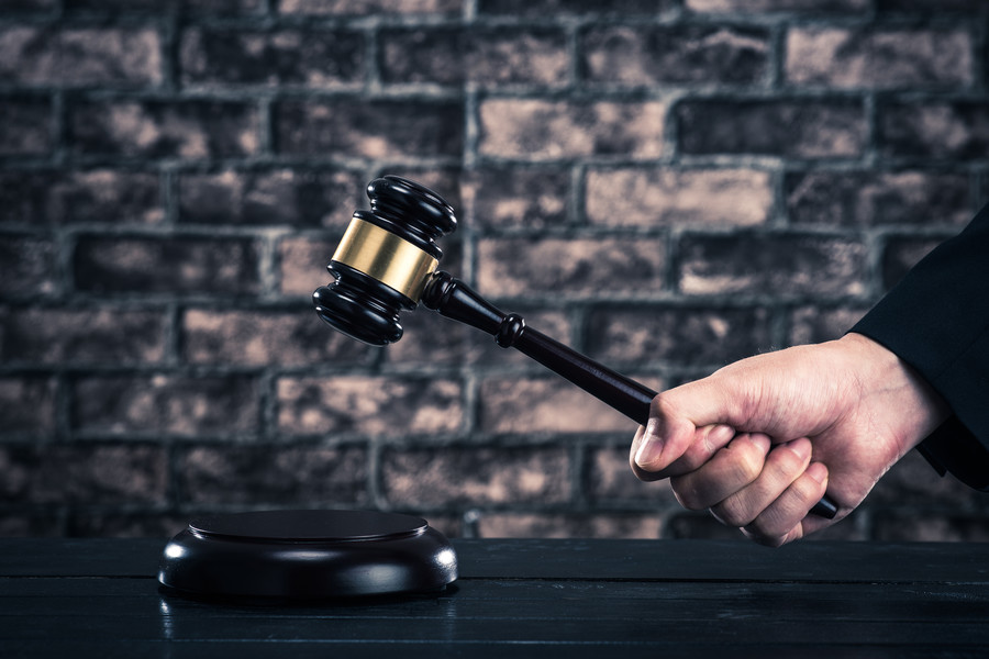 深圳拆遷律師視角下的“強拆果園副縣長履歷被修改”事件：公眾期待透明答復